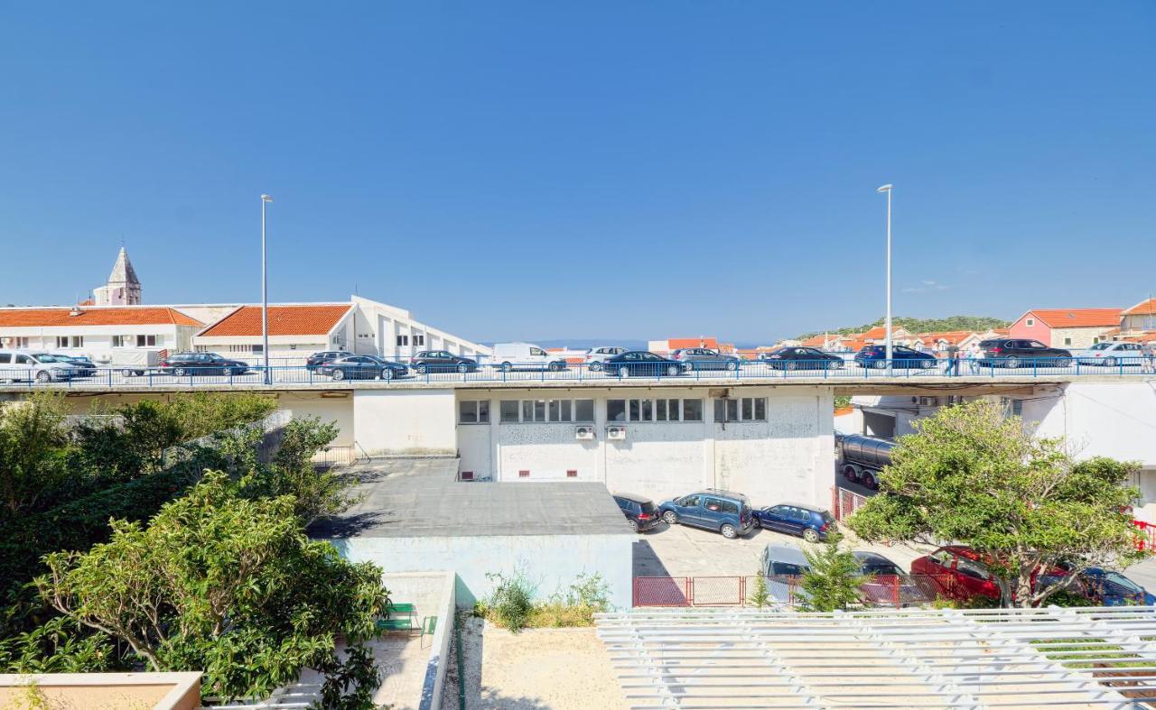 Apartmani Kike Makarska Ngoại thất bức ảnh