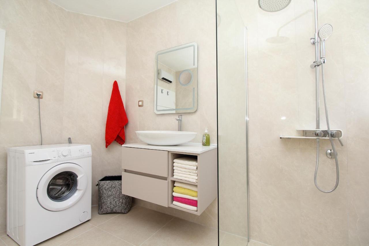 Apartmani Kike Makarska Ngoại thất bức ảnh