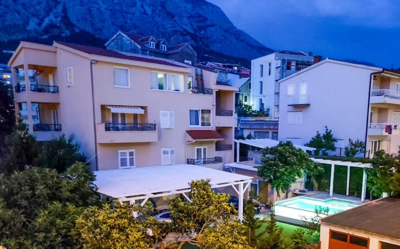 Apartmani Kike Makarska Ngoại thất bức ảnh