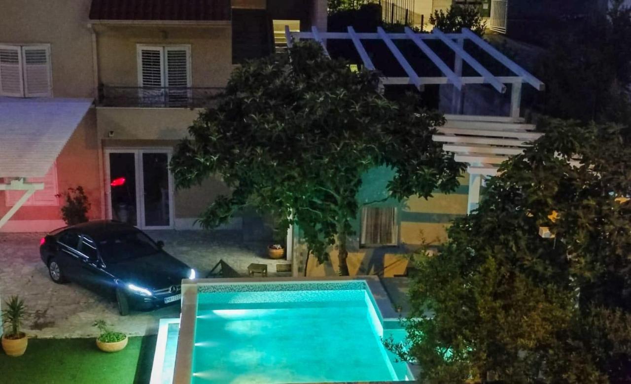 Apartmani Kike Makarska Ngoại thất bức ảnh