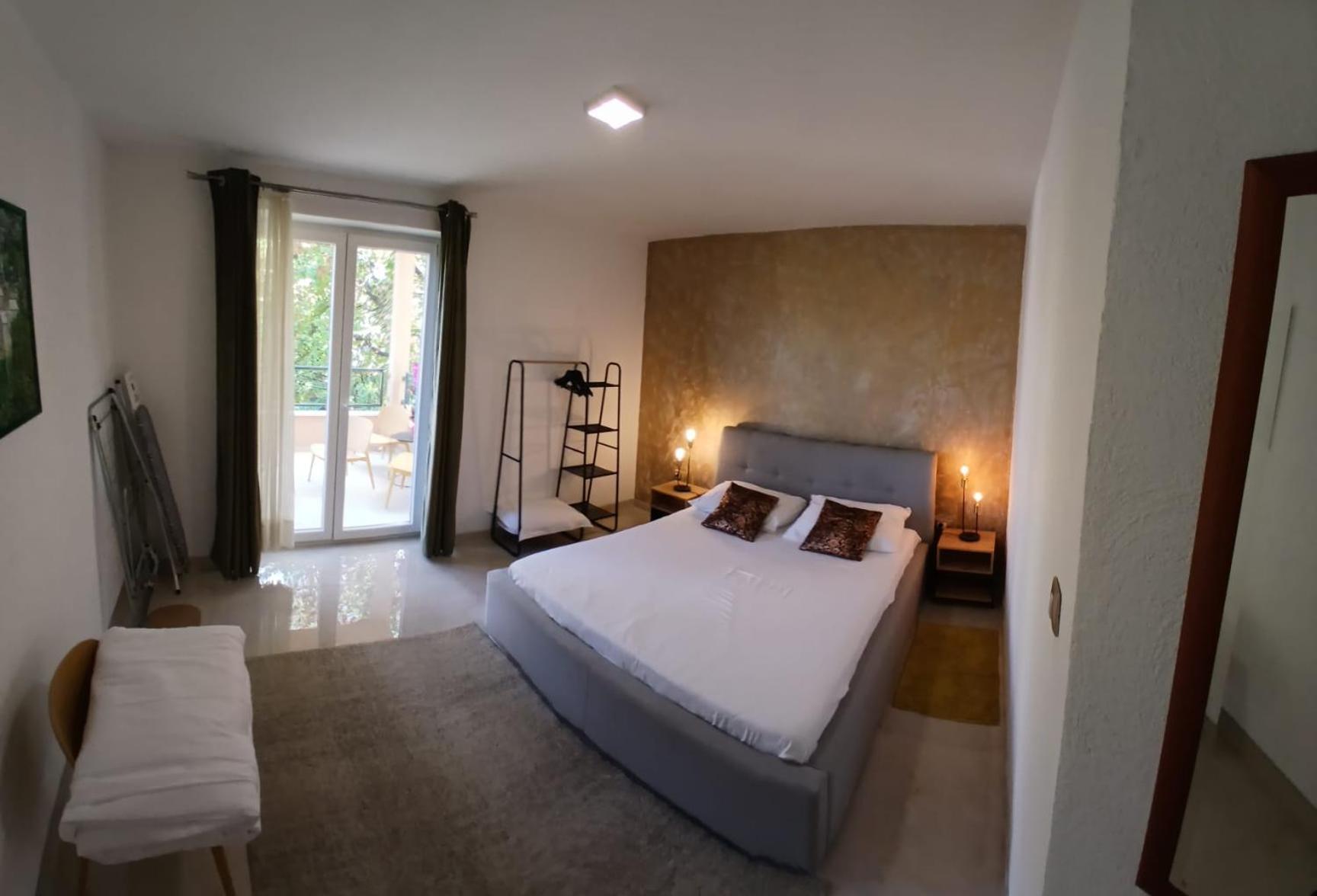 Apartmani Kike Makarska Ngoại thất bức ảnh