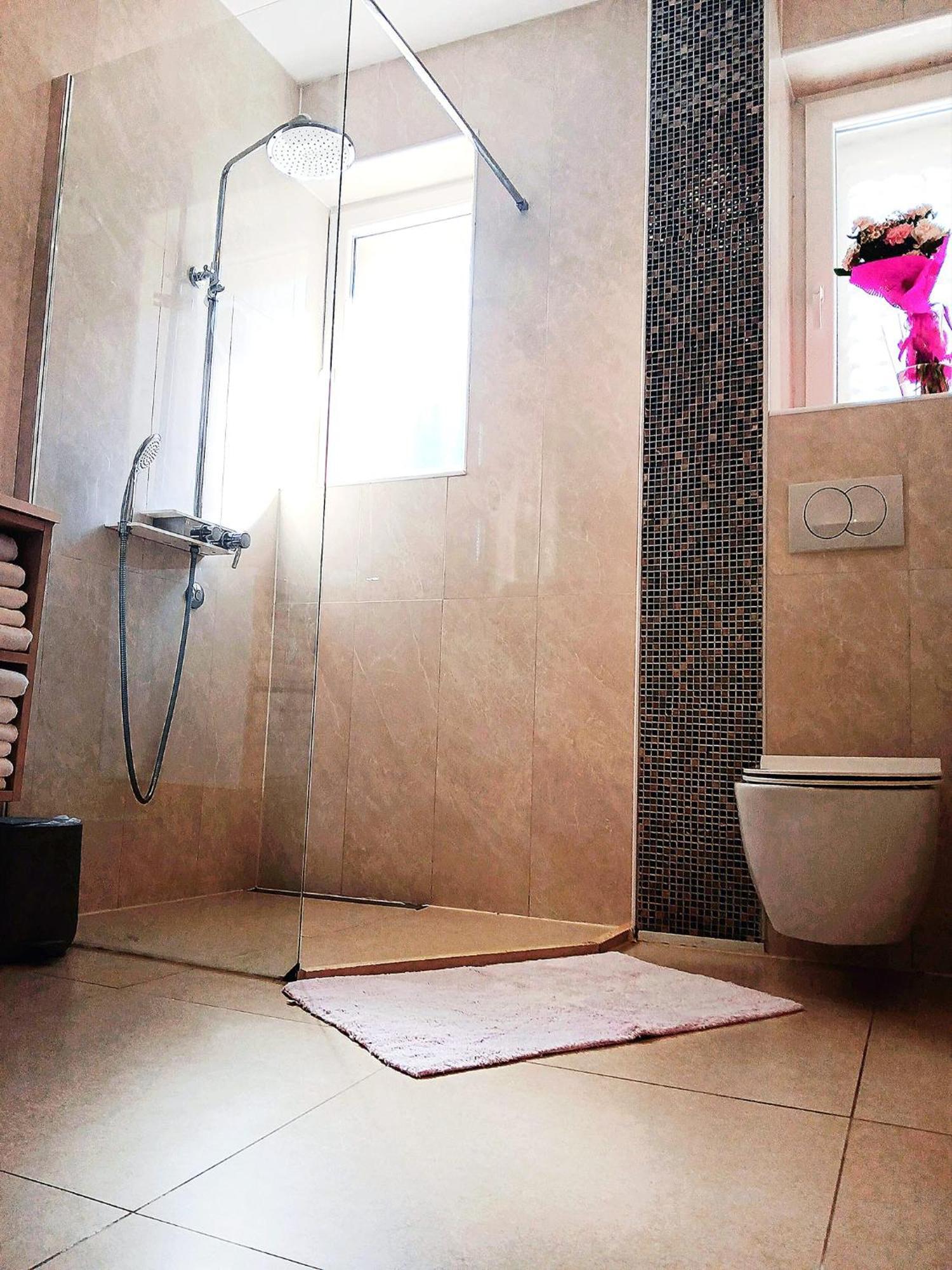 Apartmani Kike Makarska Ngoại thất bức ảnh